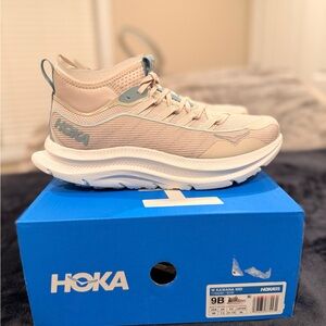 Hoka Kawana Mid Women's Cream and Blue Sneakers